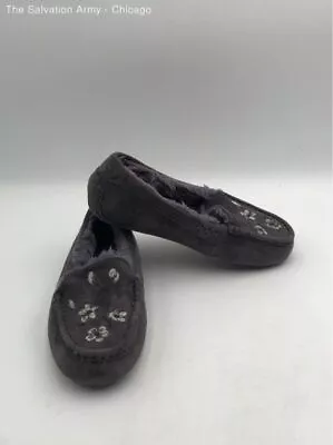 Women's Gray Ugg Slippers - Size 7 • $7.99