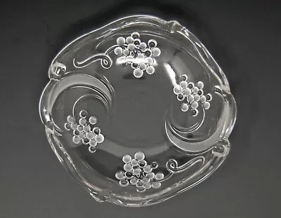 Mikasa Crystal Fortuna Candy Berry Dish Bowl Raised Grape Swirl Frosted 7.5  • $17.99