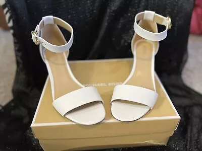 Michael Kors Summer Sandals • $7.80