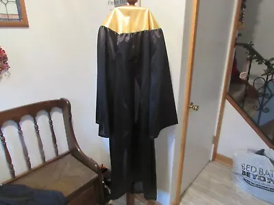 Graduation Gown/Robe Oak Hall Horizon 5'6  To 5'8 -Black With Gold Trim-Unisex • $14.67