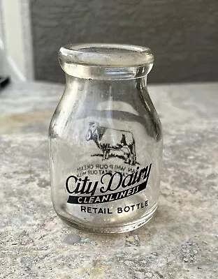 Vintage City Dairy Cleanliness Cow Retail Glass Bottle Half Pint • $25.49