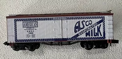 N Scale Roundhouse 8702 ASCO Milk 36' Single Door Billboard Reefer 12009 N717 • $11.99