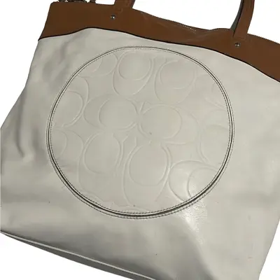 Coach Laura White And Tan Leather Signature C Embossed Shoulder Bag Tote F18336 • $38.98