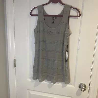 Milano Silver Top NWT  • $4