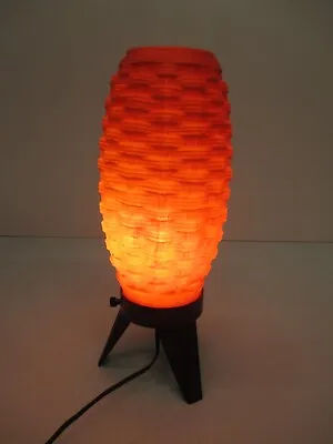 Vtg MCM Atomic Tripod Base Table Accent Lamp Orange Basket Weave Shade Plastic • $99.95