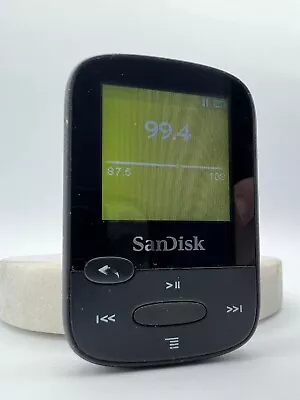 SanDisk Sansa Clip Sport Black (4 GB) Digital Media Mp3 Player • $29.95