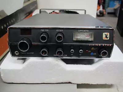 Vintage Johnson Viking 4740 CB -  With Mic Excellent In Box • $119.99