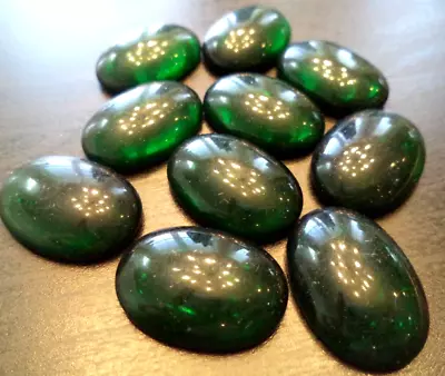 *rare* Stunning Vintage Estate Green Glass Cabochon 1  Finding Lot!!! G14 • $4.25