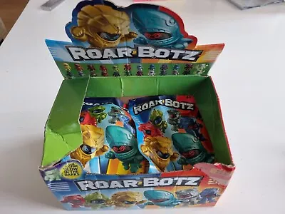 Topps ROAR BOTZ - Non Complete Box - 8 Packets Total. • £5.99