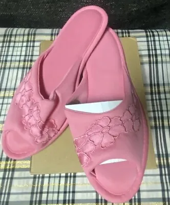 Vintage Vanity Fair Size Small 5-6 Peep Toe Nylon Slippers Floral House Shoes • $18.99