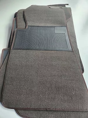 Mercedes R107 Sl Cabriolet W107 Carpet Set 18-teilig Velour Color Braun New • $293.95