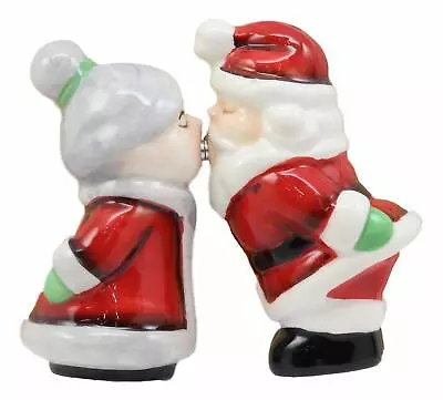 Ebros Kissing Mr And Mrs Santa Claus Couple Magnetic Salt And Pepper Shakers Set • $16.99