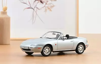 NOREV 1:18 1989 Mazda MX5 Cabriolet In Silver • $29.84