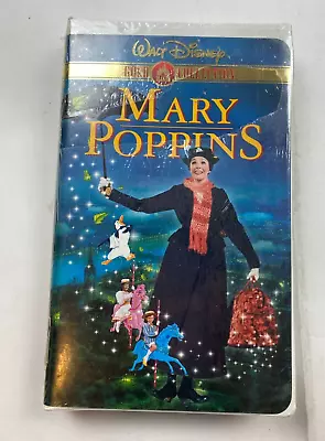 Mary Poppins (VHS 2000 Gold Collection Edition) • $8.49