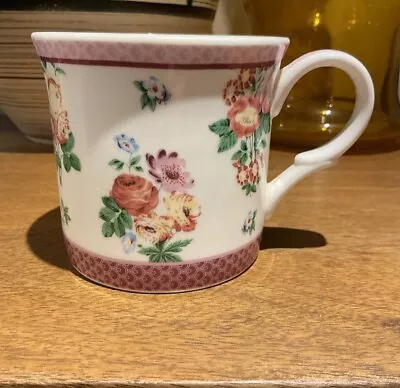 V&A FINE BONE CHINA FLORAL PRETTY MUG VICTORIA & ALBERT MUSEUM 8 Cn • £8