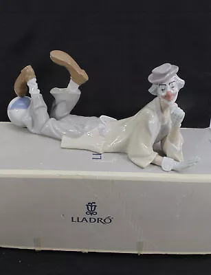 Lladro 4618 Large Reclining Beach Ball Laying Down Clown W/Box Retired • $149.99