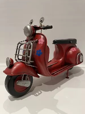 Metal Tin Red Flower Model British Lambretta Vespa Style Scooter Model • £25.49