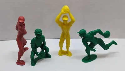 Vintage 4  To 6  Plastic Catcher Baseball Player Figures Marx Red Yellow Green  • $12.99