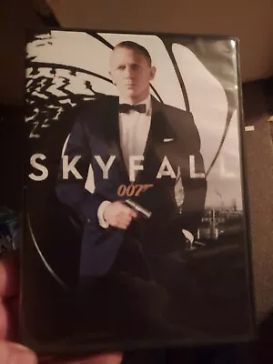 Skyfall (DVD 2012) Daniel Craig • $4