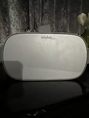 Meta Oculus Go Standalone 32GB Virtual Reality Headset (Box Not Included) • £100