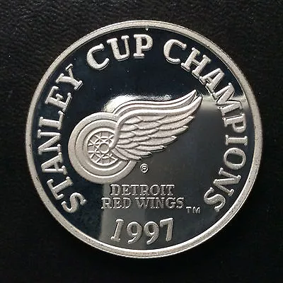 1997 Enviromint NHL Red Wings Stanley Cup Champions Silver Round A5141 • $97