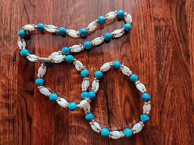 Vintage Blue White Glass Bead Necklace Beaded Costume Jewelry • $10.99