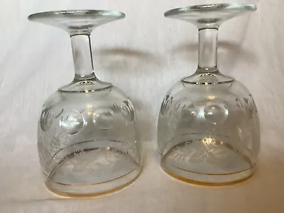 Pair Of Vintage Stemware Grapevine Etched Goblet Glasses • $10