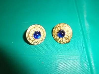 Vintage Monet Matte Goldtone Blue Glass Cabochon Decorative Clip On Earrings • $5.99