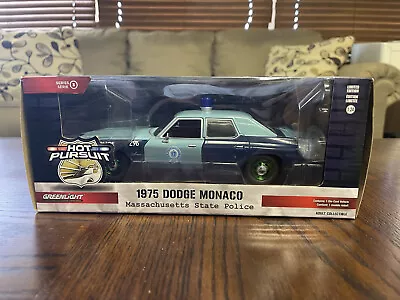 Greenlight GREEN MACHINE Hot Pursuit 1975 Dodge Monaco Massachusetts 1/24 CHASE! • $32.49