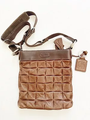 Ellington Women's Leather Vintage Beautiful Crossbody Purse Brown • $25.49