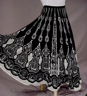 Vintage 1950’s Inspired Mexican Tourist B&W Circle Skirt Large W/Sequins Maxi! • $80