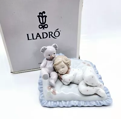 Lladro Taking A Snooze Figurine 6790 Sleeping Baby Girl W Teddy Bear In Box  • $159.95