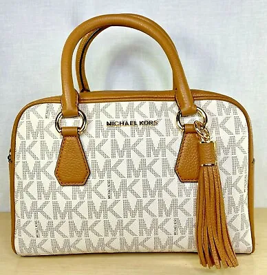 Michael Kors Leather Purse Vanilla Bedford Medium Tassel Duffle 35T7GBFS2B MK • $245.99