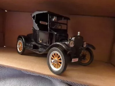 Bold 1925 Ford Model T Coupe National Motor Museum Mint 4 In L X 2  W No Hood • $18.25