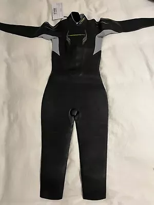 Neosport Women’s 5/3mm Full Tri Wetsuit Size 4 • $60