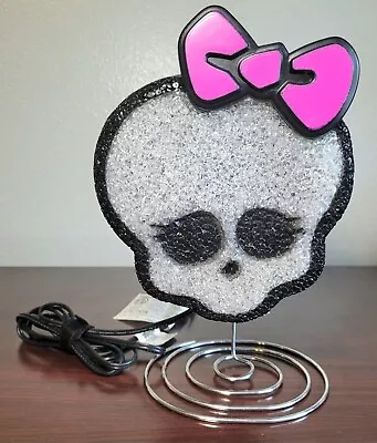 Monster High Eva Skull Pink Bow Plastic Popcorn Tabletop Lamp 2013 Mattel  • $19.99