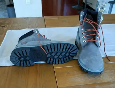 Timberland Boots Men - Near New • $180