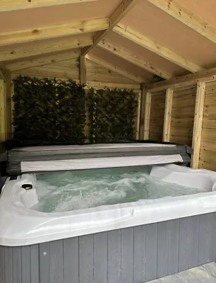 'Sure' Hot-Tub Fits 4 Person (fits 6 Small People) • £1300