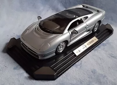 Maisto 1/12 Scale Diecast 33201 - Jaguar XJ220 1992 - Silver - Boxed • £60