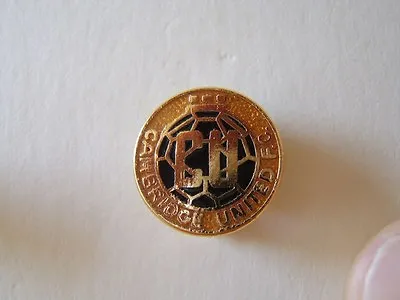 Cambridge United Round Badge • £4.45
