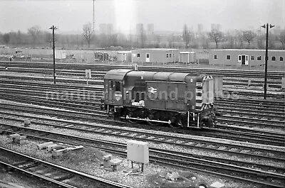 Old Oak Common Class 08 08573 18.12.90 Railway Negative RN313 • £2.99