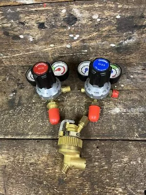 A Collection Of Boc Oxygen And Acetylene Gauge/Regulators With Spark Arrestor... • £132