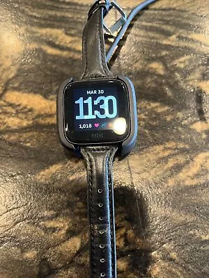 Fitbit Versa FB504 Smart Watch Small Black Band. • $20