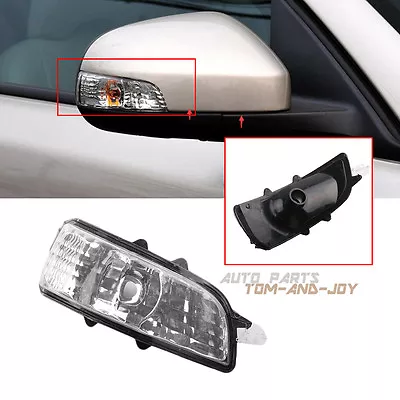 Right Mirror Indicator Turn Signal For Volvo S40 S60 S80 C30 V50 C70 31111102 • $11.36