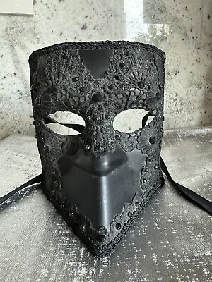 Bauta Luxury Black Ornate Lace & Black Rhinestones Venetian Masquerade Mask • $21.95