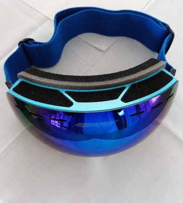 $15.99 • Buy INTEY ERUW Ski Goggles. NEW, With Case. Blue.