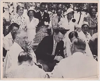 $31 • Buy FRANKLIN DELANO ROOSEVELT Press Conference At VAL-KILL * Rare CLASSIC 1939 Photo
