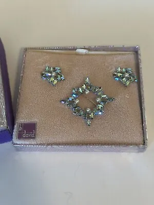 Vintage B David Blue And Pearl Rhinestone Brooch Clip Earrings Set • $29.99