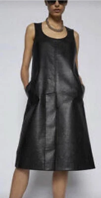 $150 • Buy NWT Stunning Scanlan And Theodore Dress Size 6 Also Fit Size 8 Paid $800