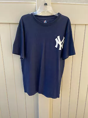 New York Yankees Blue Graphic Print T-Shirt Size Large/XL • $32